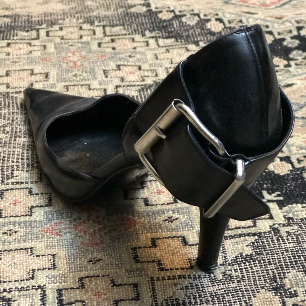 Bruno Frisoni black high heel pumps